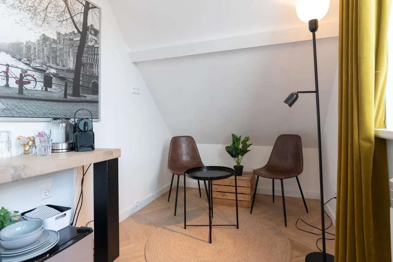 Raam Studio'S Amsterdam Homestay
